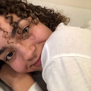 Meet your Posher, Issabelle